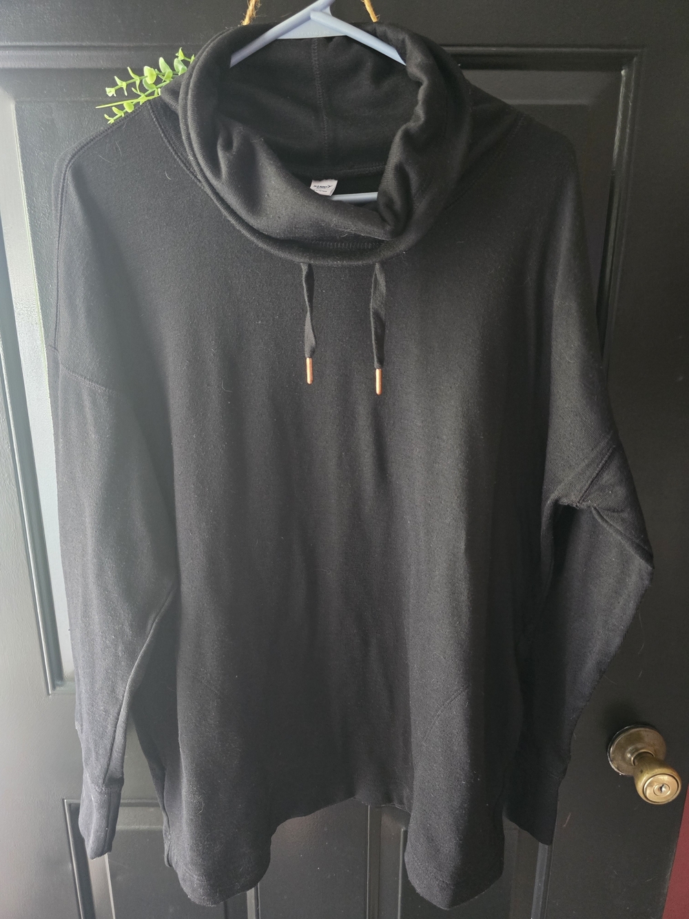 Old Navy Active Xl Black Cowl Neck Pullover Sweater
